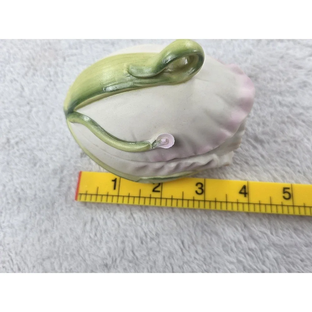 Vintage Taiwan Porcelain Floral Trinket Box Pink Green Flower Cottagecore 3